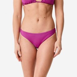 Dół kostiumu kąpielowego damski Decathlon Lulu Folk. Fioletowe bikini Decathlon, bez wzorów, z elastanu. Za 49.99 zł.