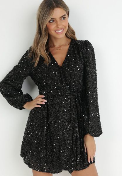 Czarna Sukienka Cekinowa z Kopertowym Dekoltem Cidoly. Czarne sukienki damskie Born2be, bez wzorów, eleganckie, bez ramiączek. Za 149.99 zł.