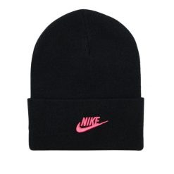 Czapka damska zimowa Nike PEAK FUTURA BEANIE. Czarne czapki damskie Nike, na zimę, bez wzorów. Za 119.00 zł.