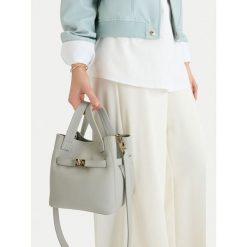 Torebka GINO ROSSI. Szare torebki klasyczne damskie Gino Rossi, bez dodatków. Za 329.99 zł.