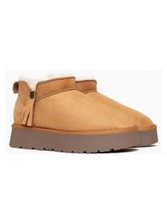 ISLAND BOOT Botki "Ilonie" w kolorze jasnobrązowym rozmiar: 37. Brązowe botki damskie Island Boot, z materiału, bez obcasa, na platformie, bez zapięcia. Za 158.10 zł.