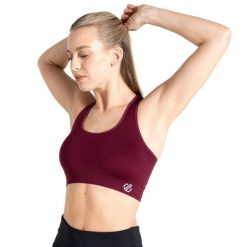 Stanik sportowy damski Don't Sweat It. Czerwone biustonosze sportowe damskie Dare 2b, bez wzorów, z elastanu. Za 59.99 zł.