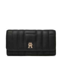 Portfel Tommy Hilfiger. Czarne portfele damskie Tommy Hilfiger, bez wzorów. Za 239.99 zł.