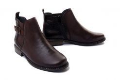 RIEKER Z4965-25 brown, botki damskie. Brązowe botki damskie Rieker, na zimę, bez obcasa, na obcasie, bez zapięcia. Za 369.90 zł.