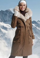 Brązowa Nylonowa Kurtka Parka Płaszcz Ozdobiona Futerkiem Faelana. Brązowe kurtki damskie Born2be, l, bez wzorów, z futra, bez kaptura. Za 349.99 zł.