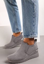 Szare Sneakersy Minnis. Szare obuwie sportowe damskie Born2be, z jeansu, bez zapięcia. Za 59.99 zł.