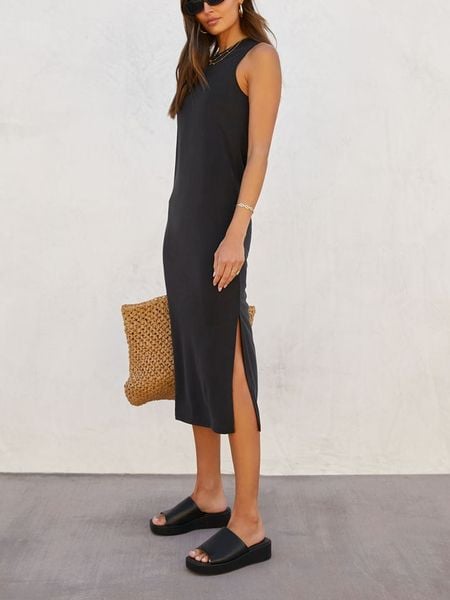 Milan Kiss Sukienka w kolorze czarnym rozmiar: L. Czarne sukienki damskie Milan Kiss, bez wzorów, bez ramiączek. Za 113.90 zł.