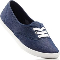 Sneakersy bonprix niebieski dżins. Obuwie sportowe casual damskie marki bonprix. Za 34.99 zł.