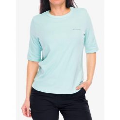 Koszulka damska Columbia Sun Trek 1/2 Sleeve Tee. Zielone koszulki sportowe damskie Columbia, bez wzorów, bez ramiączek. Za 101.99 zł.