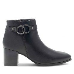 Botki Lasocki. Czarne botki damskie Lasocki, bez obcasa, na słupku, bez zapięcia. Za 167.99 zł.