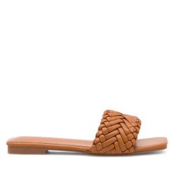 Klapki DeeZee. Brązowe klapki damskie DeeZee, bez wzorów, bez obcasa, bez zapięcia. Za 69.99 zł.