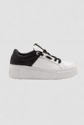VALENTINO Biało-czarne sneakersy Baraga S Sneaker Lace-U. Białe obuwie sportowe damskie Valentino by Mario Valentino, bez zapięcia. W wyprzedaży za 799.99 zł.