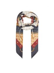 Guess Chusta AW5343 POL03 Szary. Szare chusty damskie Guess, z aplikacjami, z poliesteru. Za 159.99 zł.