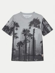 Guess T-Shirt L5RI26 K8HM4 Szary Regular Fit. Szare t-shirty i koszulki chłopięce Guess, z aplikacjami, z bawełny, bez kołnierzyka, bez ramiączek. Za 79.99 zł.