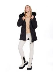 Bébé Kurtka zimowa w kolorze czarnym rozmiar: XL. Czarne kurtki damskie bebe, na zimę, xl, bez wzorów, z puchu, bez kaptura. Za 173.99 zł.