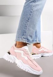 Różowe Sneakersy Ozdobione Metaliczną Wstawką na Grubej Podeszwie Ashtonia. Czerwone obuwie sportowe damskie Renee, bez zapięcia. Za 99.99 zł.