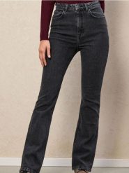 Jeansy flare mid waist - szary. Szare jeansy damskie Sinsay. Za 69.99 zł.