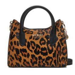 Torebka Guess. Brązowe torebki klasyczne damskie Guess, bez dodatków. Za 539.99 zł.