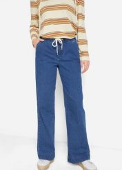 Dżinsy ze stretchem Wide Leg, mid waist. Niebieskie jeansy damskie bonprix. Za 84.99 zł.