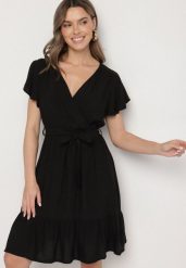 Czarna Wiskozowa Sukienka z Kopertowym Dekoltem i Paskiem Aurenelle. Czarne sukienki damskie Born2be, bez wzorów, z jeansu, eleganckie, bez ramiączek. W wyprzedaży za 50.99 zł.