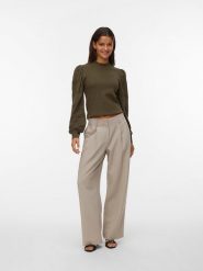 Vero Moda Sweter w kolorze khaki rozmiar: S. Brązowe swetry klasyczne damskie Vero Moda, s, bez kołnierzyka. Za 113.36 zł.