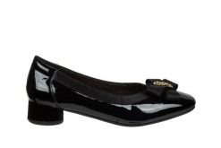 Półbuty Loretta Vitale W5314 Black, Czarny, Skóra lakierowana - 40. Czarne półbuty damskie Loretta Vitale, bez wzorów, z lakierowanej skóry, bez obcasa, na obcasie, bez zapięcia. W wyprzedaży za 206.10 zł.