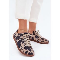 Zamszowe Trampki Barefoot Damskie W Łaty Zazoo N1120 Brązowo-Beżowe brązowe. Brązowe trampki damskie bez wzorów, z zamszu, bez zapięcia. Za 460.29 zł.