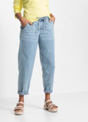 Jeansy barrel, średni stan, z elastyczną gumą w talii. Niebieskie jeansy damskie bonprix. Za 147.99 zł.