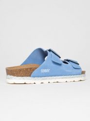 Sunbay Skórzane klapki "Turmero" w kolorze błękitnym rozmiar: 40. Niebieskie klapki damskie Sunbay, bez wzorów, ze skóry, z otwartym noskiem, bez obcasa, bez zapięcia. Za 224.52 zł.