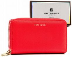 Portfel damski Peterson PTN 007-SAF czerwony. Czerwone portfele damskie Peterson, bez wzorów, ze skóry ekologicznej. Za 69.99 zł.