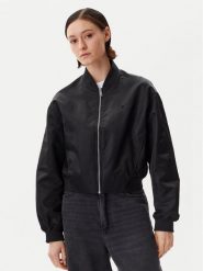 Calvin Klein Jeans Kurtka bomber Hero LV047B528G Czarny Relaxed Fit. Czarne kurtki damskie Calvin Klein Jeans, xxl, bez wzorów, z jeansu, bez kaptura. Za 519.99 zł.