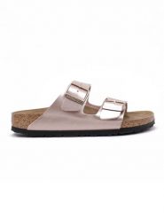 Birkenstock Skórzane klapki "Arizona" w kolorze miedzianym rozmiar: 39. Różowe klapki damskie Birkenstock, bez wzorów, z otwartym noskiem, bez obcasa, bez zapięcia. Za 346.99 zł.