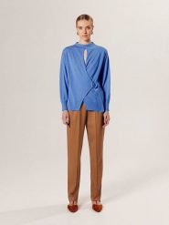 Rodier Wełniany sweter w kolorze niebieskim rozmiar: S. Niebieskie swetry klasyczne damskie Rodier, s, z wełny, bez kołnierzyka. Za 339.99 zł.