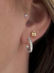 DI GIORGIO Srebrne kolczyki-półkreole z cyrkoniami rozmiar: onesize. Szare kolczyki damskie DI GIORGIO, z cyrkonią, srebrne. Za 86.99 zł.