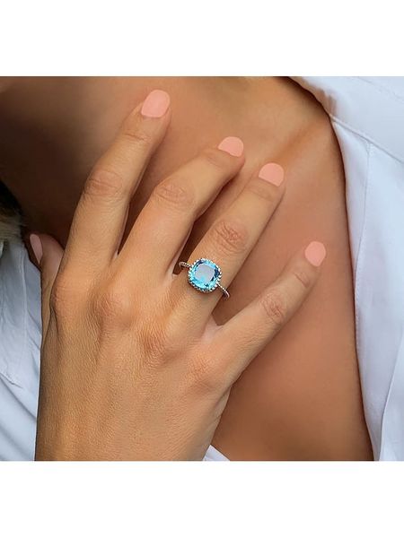 Les Petites Précieuses Srebrny pierścionek z topazem rozmiar: 52. Szare pierścionki damskie Les Petites Précieuses, z topazem, srebrne. Za 121.99 zł.