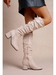 Foreverfolie Kozaki w kolorze beżowym rozmiar: 39. Brązowe kozaki damskie Foreverfolie, na zimę, bez obcasa, bez zapięcia. Za 147.56 zł.