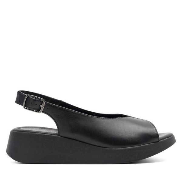 Sandały Lasocki. Czarne sandały damskie Lasocki, bez wzorów, bez obcasa, na płaskiej podeszwie, bez zapięcia. Za 159.99 zł.