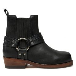Botki Bronx. Czarne botki damskie Bronx, bez obcasa, na płaskiej podeszwie, bez zapięcia. Za 829.99 zł.