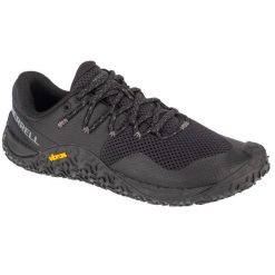 Buty do biegania damskie Merrell Trail Glove 7. Czarne obuwie sportowe damskie Merrell, z gumy, bez zapięcia, do biegania. Za 724.00 zł.