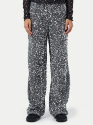 Noisy May Spodnie materiałowe Mia 27032396 Srebrny Loose Fit. Szare spodnie materiałowe damskie Noisy may, bez wzorów, z materiału. Za 139.99 zł.