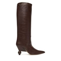 Kozaki Weekend Max Mara. Brązowe kozaki damskie Weekend Max Mara, bez obcasa, na szpilce, bez zapięcia. Za 3,049.00 zł.