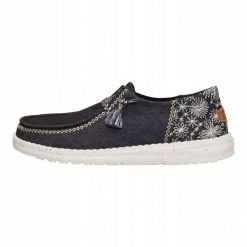 HeyDude Damskie Mokasyny Wendy Funk Embroidered Floral. Białe mokasyny damskie Hey dude, z materiału, bez obcasa. Za 229.00 zł.