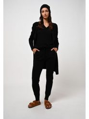 AUTHENTIC CASHMERE Kaszmirowa koszulka "Kali" w kolorze czarnym rozmiar: L. Czarne koszulki damskie AUTHENTIC CASHMERE, l, bez wzorów, z kaszmiru, bez kołnierzyka, bez ramiączek. Za 297.97 zł.