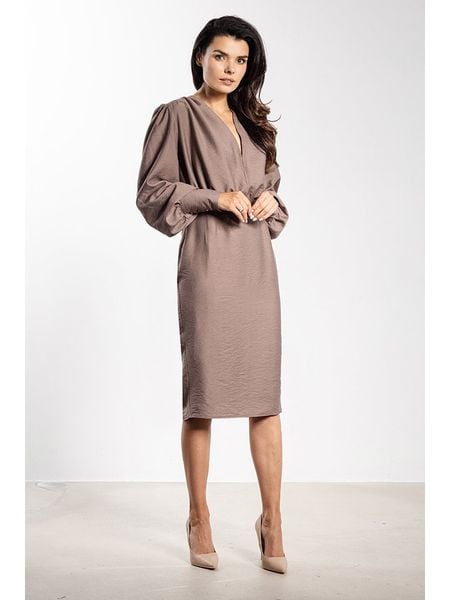 Awama Sukienka w kolorze szarobrązowym rozmiar: L. Brązowe sukienki damskie Awama, bez wzorów, bez ramiączek. Za 170.07 zł.