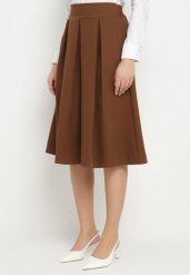 Jasnobrązowa Rozkloszowana Spódnica Midi z Gumką w Pasie Glorina. Brązowe spódnice damskie Born2be, bez wzorów, z tkaniny, midi. Za 59.99 zł.
