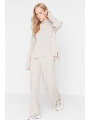 Trendyol 2-częściowy zestaw w kolorze beżowym rozmiar: S. Brązowe swetry klasyczne damskie Trendyol, s, ze splotem, bez kołnierzyka. Za 107.45 zł.