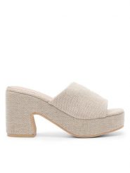 DeeZee Klapki WS270602-01 Beżowy. Brązowe klapki damskie DeeZee, bez wzorów, z materiału, bez obcasa, bez zapięcia. Za 96.99 zł.