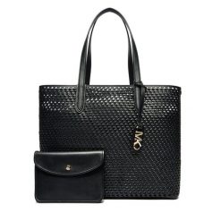 Torebka MICHAEL Michael Kors. Czarne shopper bag MICHAEL Michael Kors, bez wzorów, bez dodatków. Za 1,189.00 zł.
