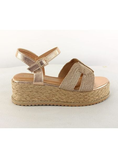 Sixth Sens Sandały w kolorze złotym na koturnie rozmiar: 36. Żółte sandały damskie Sixth Sens, bez wzorów, z otwartym noskiem, bez obcasa, na koturnie, bez zapięcia. Za 79.21 zł.