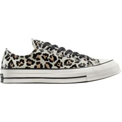 Buty sportowe Converse Chuck 70 Glow In The Dark Leopard Print. Zielone obuwie sportowe casual damskie Converse, bez zapięcia. Za 367.99 zł.